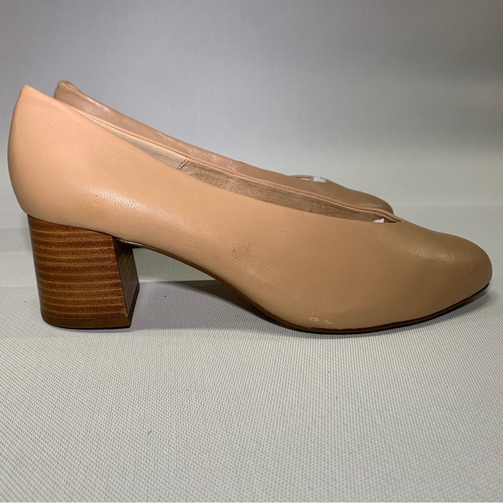 Bella Vita leather shoes chunky heels tan beige leather 8.5